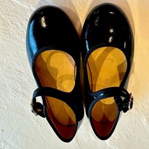 Elephantito Black Patent Leather Dress Shoe with Buckle Size 24 or 8 little kid